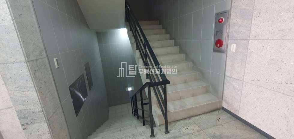 인천 부평구 산곡동 산곡동 신촌사거리주변 노출성좋은 상가2층공실 월세 매물번호 11289 사진 4