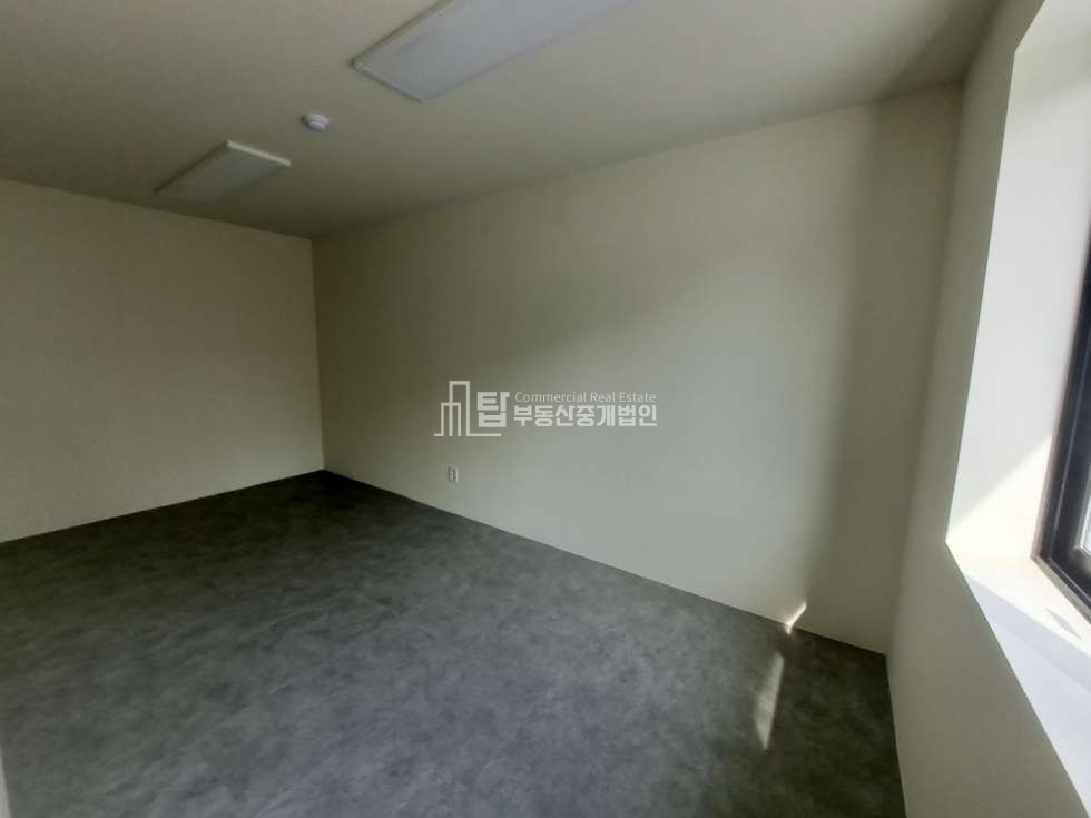 인천 미추홀구 주안동 석바위시장 초입구 골목상권 유동인구 상당히 많음 석바위시장역 인근 월세 매물번호 14235 사진 5