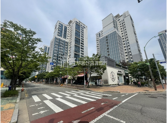 인천 연수구 송도동 21-65 (현대힐스테이트) 601동 송도상가, 송도동상가, 송도 센트럴파트+가로수길 상권 경매 매물번호 14790 사진 2